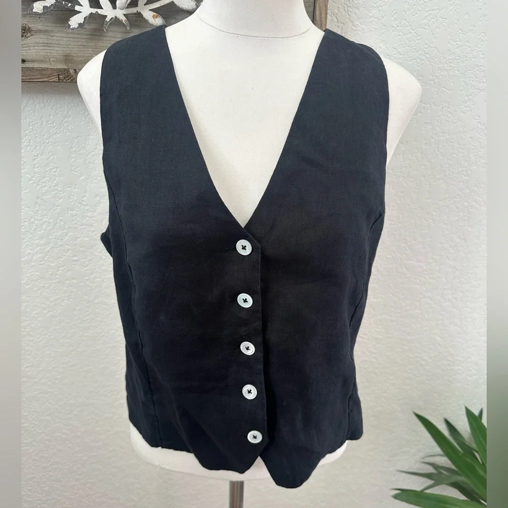 J. Crew Black Sleeveless Button down linen Blouse vest ladies 10 NWT‎